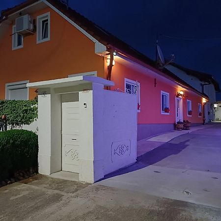 فندق Casa Marinela Băile Felix المظهر الخارجي الصورة